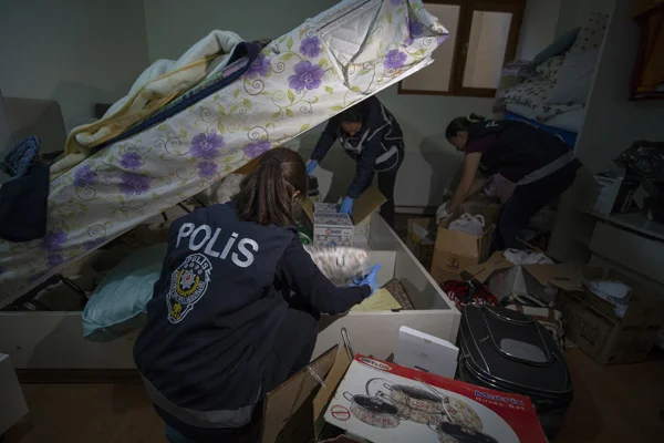 Ankara merkezli '3 köşe' operasyonu