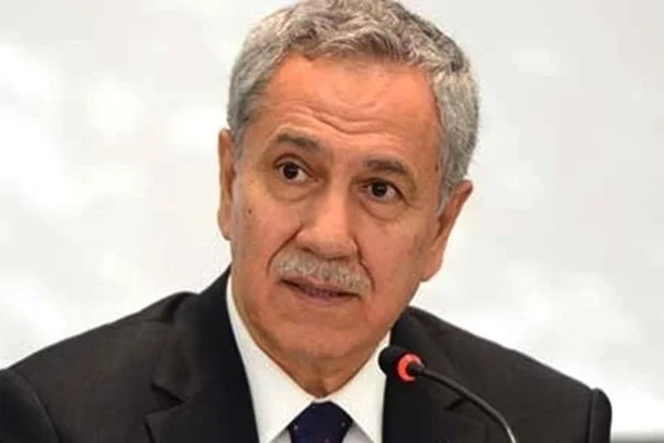 Bülent Arınç'tan 15 Temmuz açıklaması