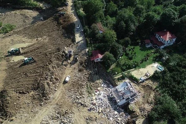 Çevre ve Şehircilik Bakanı Kurum'dan Düzce açıklaması