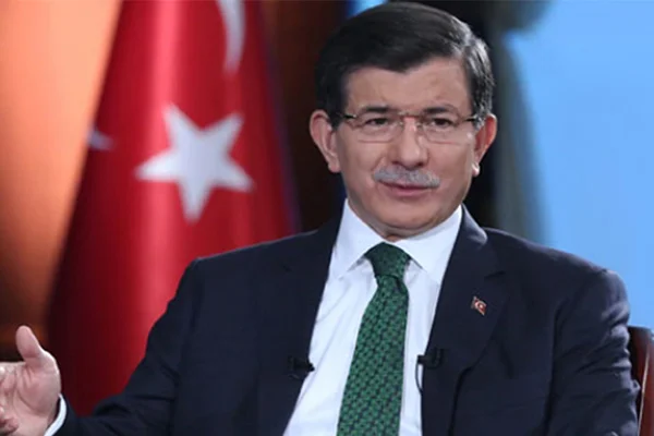 Davutoğlu, Financial Times'a konuştu: AK Parti, temel değerlerinden saptı