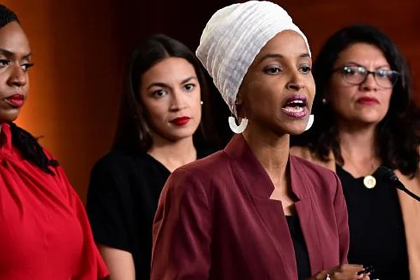 Demokrat kadın vekillerden Trump'a sert tepki: Böyle bir başkan azledilmelidir