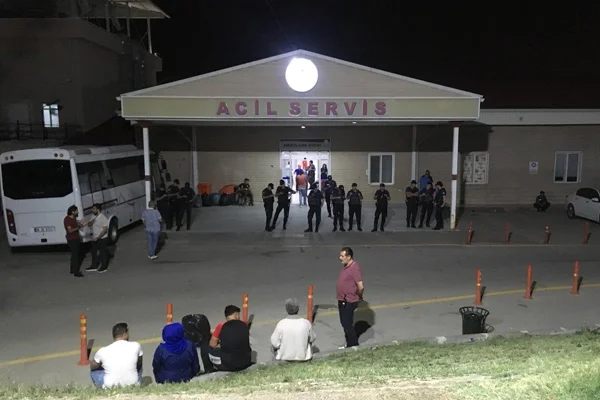 Düğünde çıkan kavgada silahla vurulan damat hayatını kaybetti