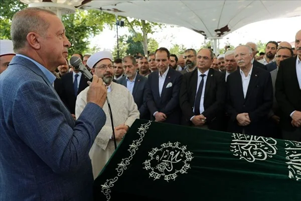 Erdoğan: Mehmet Şevket Eygi, kitaplarını külliyedeki kütüphaneye hibe etti