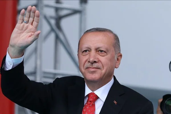 Erdoğan: O müptezeller Türkiye'yi ele geçiremeyecekler