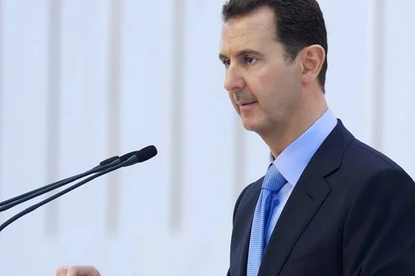 Esed rejimi istihbarat şeflerini 'temize çekti'