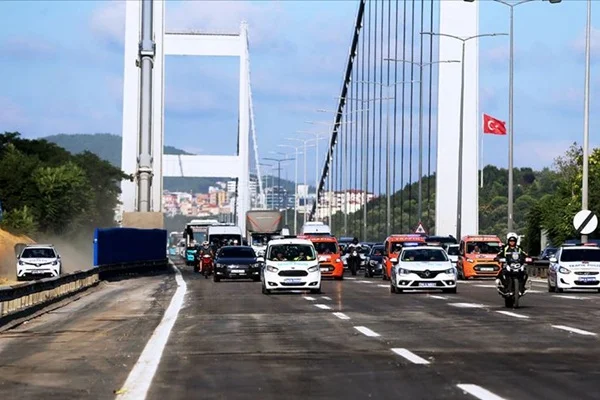Fatih Sultan Mehmet Köprüsü trafiğe açıldı