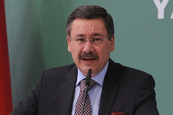 Gökçek: 35 yaşın altında eli silah tutan ne kadar Suriyeli varsa cepheye gönderilmeli