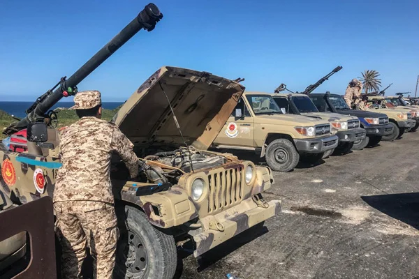 Hafter'e 'savaşçı' desteği için BAE ile Sudan anlaştı iddiası