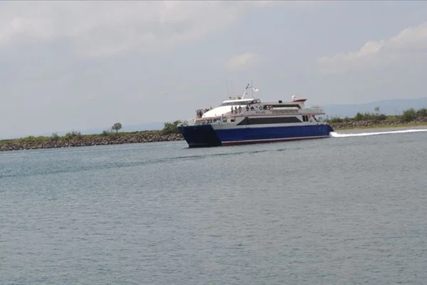 İDO'nun Tekirdağ-Marmara Adası-Avşa deniz otobüsü seferleri başladı