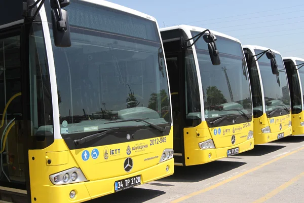 İETT araçlarında unutulan eşyalar satışa çıkartılıyor