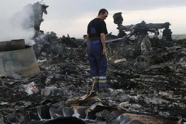 İngiltere'den Rusya'ya MH17 çağrısı