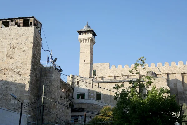 İsrail Harem-i İbrahim Camisinde 294 defa ezanı yasakladı