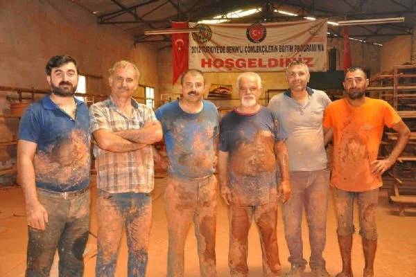 Menemenli Çömlek Ustaları İtalya'da Türkiye'yi Temsil Edecek