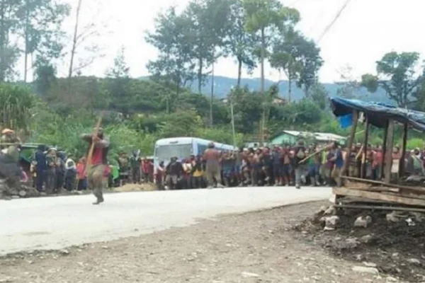 Papua Yeni Gine'de şiddet olayları: 24 ölü