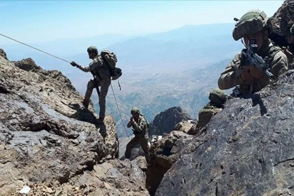Pençe-2'de mayın ve EYP'lerin imhası devam ediyor