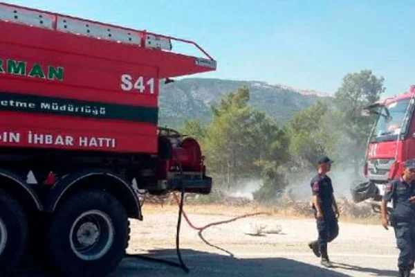 Piknikçilerin mangal ateşinden yangın çıktı!
