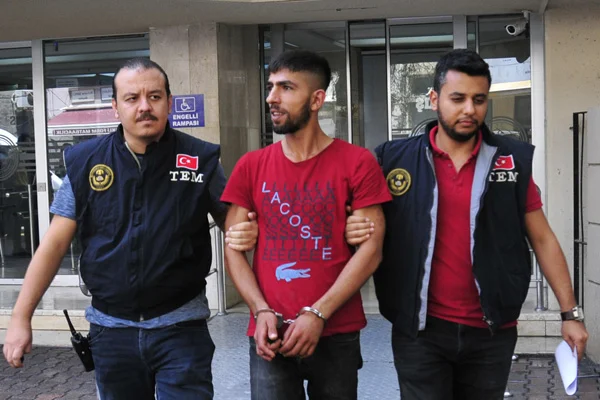 Polise silahlı saldırı şüphelisi yakalandı