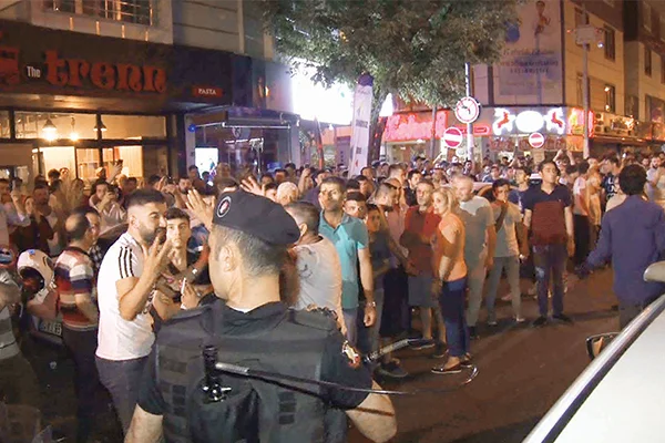 Sosyal medyada, Türkiye'deki Suriyeliler için kampanya: Kardeşliğimizi yedirmeyiz