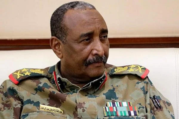 Sudan Askeri Geçiş Konseyi Başkanı: Her gün yeni bir darbe girişimini önlüyoruz