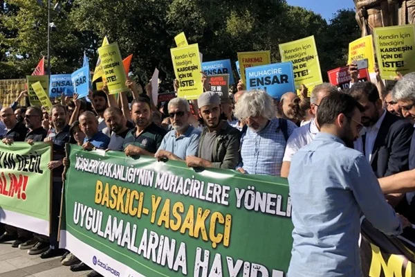 'Suriyelilerle dayanışma' temalı basın açıklamasına saldırı