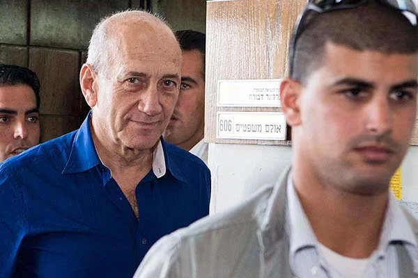 Tutuklanma korkusu yüzünden, İsviçre'ye gitmedi!