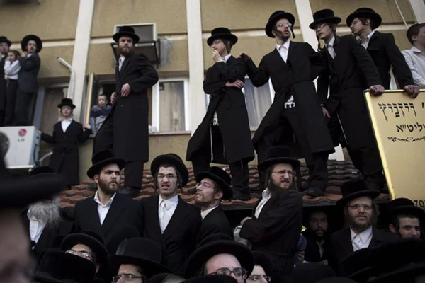 Ultra Ortodoks Yahudiler Tel Aviv'de 'kolluk kuvveti' oluşturdu