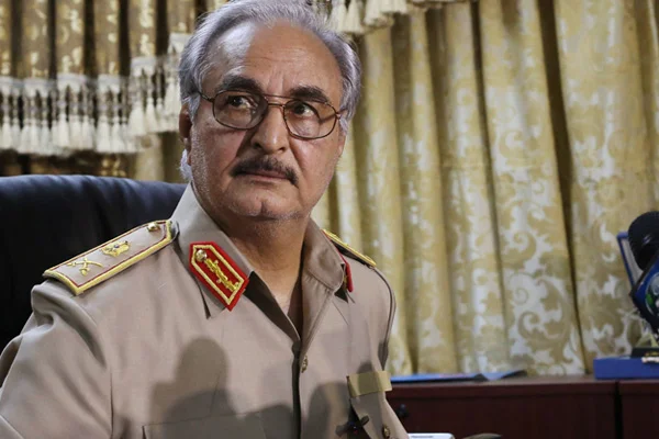 UMH: Hafter başarısızlığını örtmeye çalışıyor