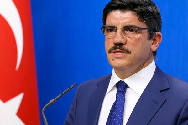 Yasin Aktay: Muhafazakar mahallede neler değişiyor?