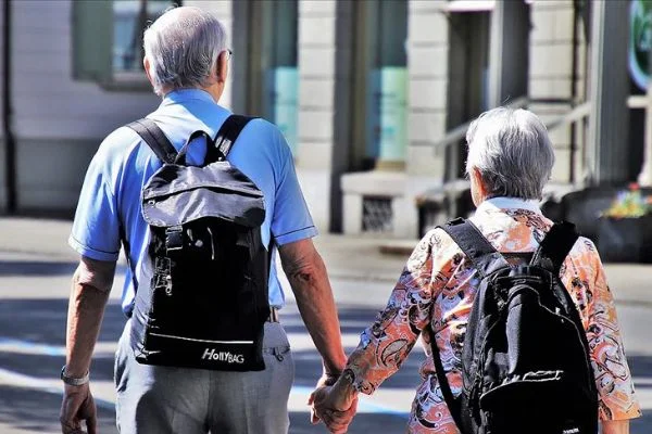 Yaşlılara 'güneş çarpması' uyarıları