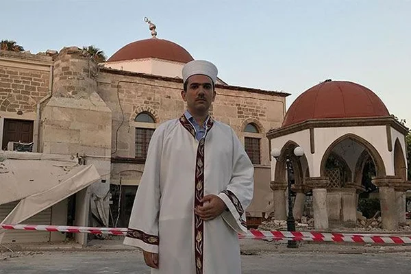Yunanistan, Türklere ait vakıf mallarını satıyor!