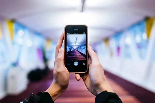 Yurt dışından getirilen telefonların harcı artırıldı