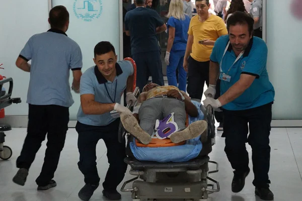 Acil servisteki tatbikatı gerçek zannedip yardım ettiler