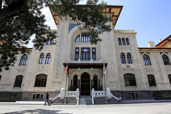 Ankara Valiliği yeni binasına taşınıyor