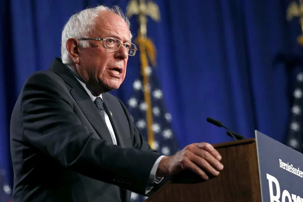 Bernie Sanders'ın seçim vaadi: UFO'larla ilgili bilgi paylaşmak