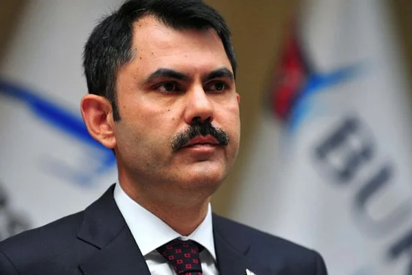 Çevre Bakanı'ndan 'yanan ormanlar imara açılacak' iddialarına yalanlama