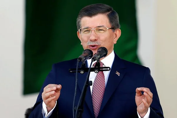 Davutoğlu'ndan, CHP'nin 'Siyasi Etik Yasası'na destek