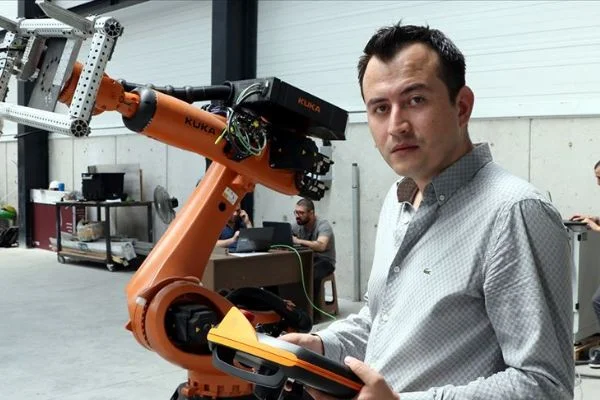 Doğal navigasyonlu 'insansız forklift'in prototipi hazır