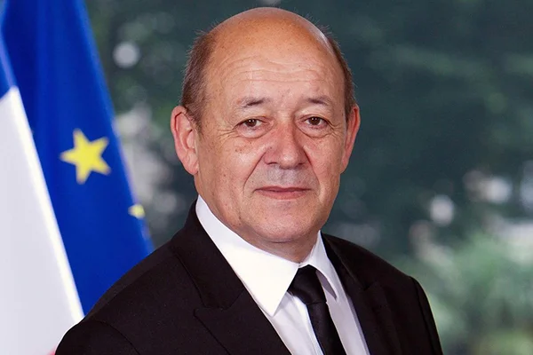 Drian: İran'la görüşmek için ABD'den izin almaya ihtiyacımız yok!