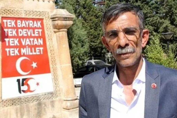 HDP belediye meclis üyesi partisinden istifa etti