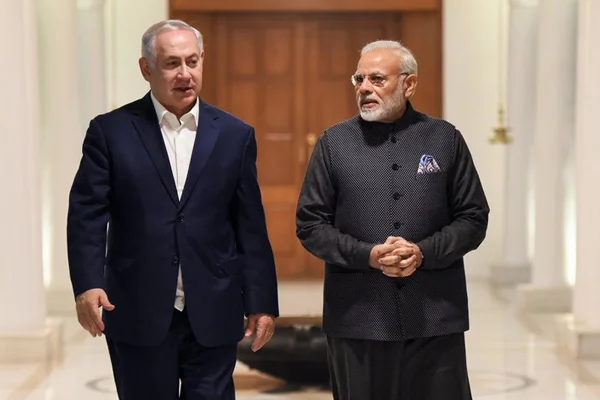 Hindistan altında Keşmir, İsrail altında Filistin gibi