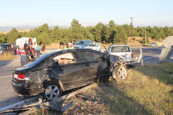 Kütahya'da trafik kazası: 7 yaralı