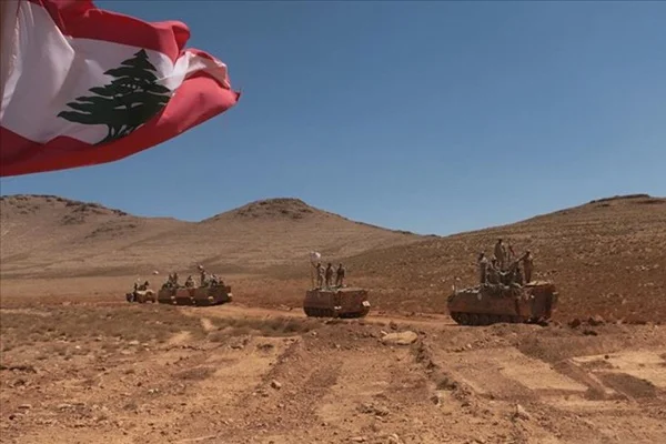 Lübnan ordusu İsrail İHA'sına ateş açtı