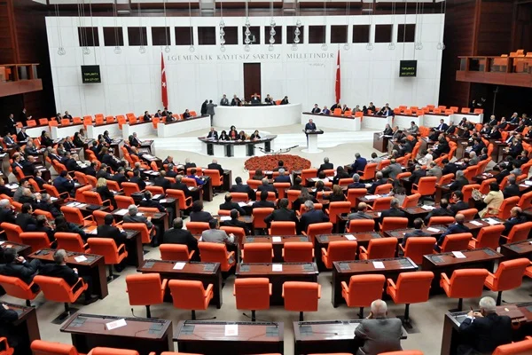 Meclisin ilk gündemi belli oldu