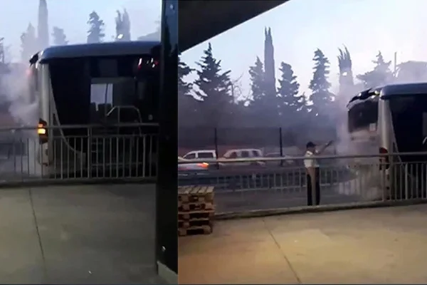 Metrobüs'te yangın! Yolcular tahliye edildi