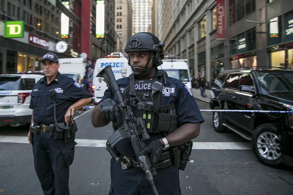 New York polisi intihar ediyor
