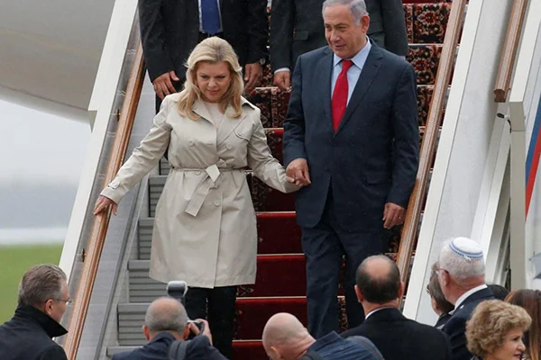 Pilotlara kızan Netanyahu'nun eşi, kokpite girmek istedi!
