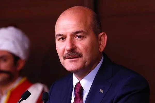 Süleyman Soylu'dan görevden alınan HDP'li Başkanlara ilişkin açıklama