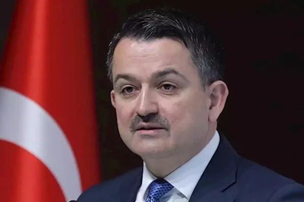 Tarım ve Orman Bakanı'ndan İmamoğlu'na: Eğer yöneticisiysen geleceksin işin başına geçeceksin