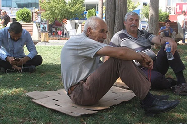 Termometreler 47 dereceyi gösterdi