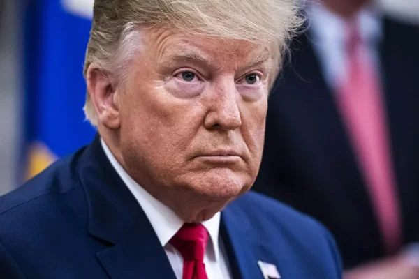 Trump'tan Venezuela'ya 'blokaj' planı